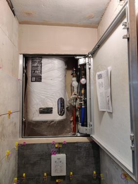 Нажимной Мега Алюм 2.0, 1 створка 800*900 Нажимной Мега Алюм 2.0, 1 створка 800*900