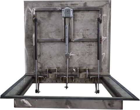 Напольный люк Дворник Уголок, нержавеющая сталь AISI 304 900*2300 Напольный люк Дворник Уголок, нержавеющая сталь AISI 304 900*2300