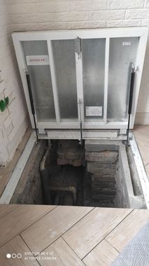 Напольный люк Самоподъемный Невидимка уголок 800*900 Напольный люк Самоподъемный Невидимка уголок 800*900