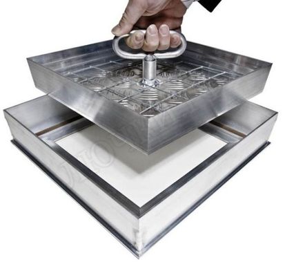 Напольный люк Премиум 54 мм 650*650, 1 створка Напольный люк Премиум 54 мм 650*650, 1 створка